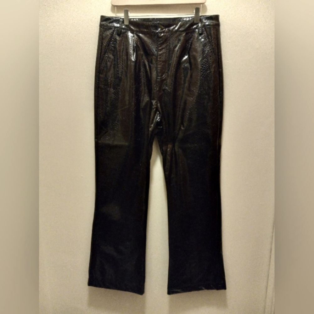 Kendall & Kylie Patent Leather Snakeskin Pants